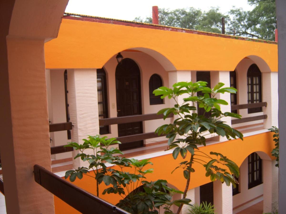 Hotel De La Cascada Termas de Rio Hondo Luaran gambar